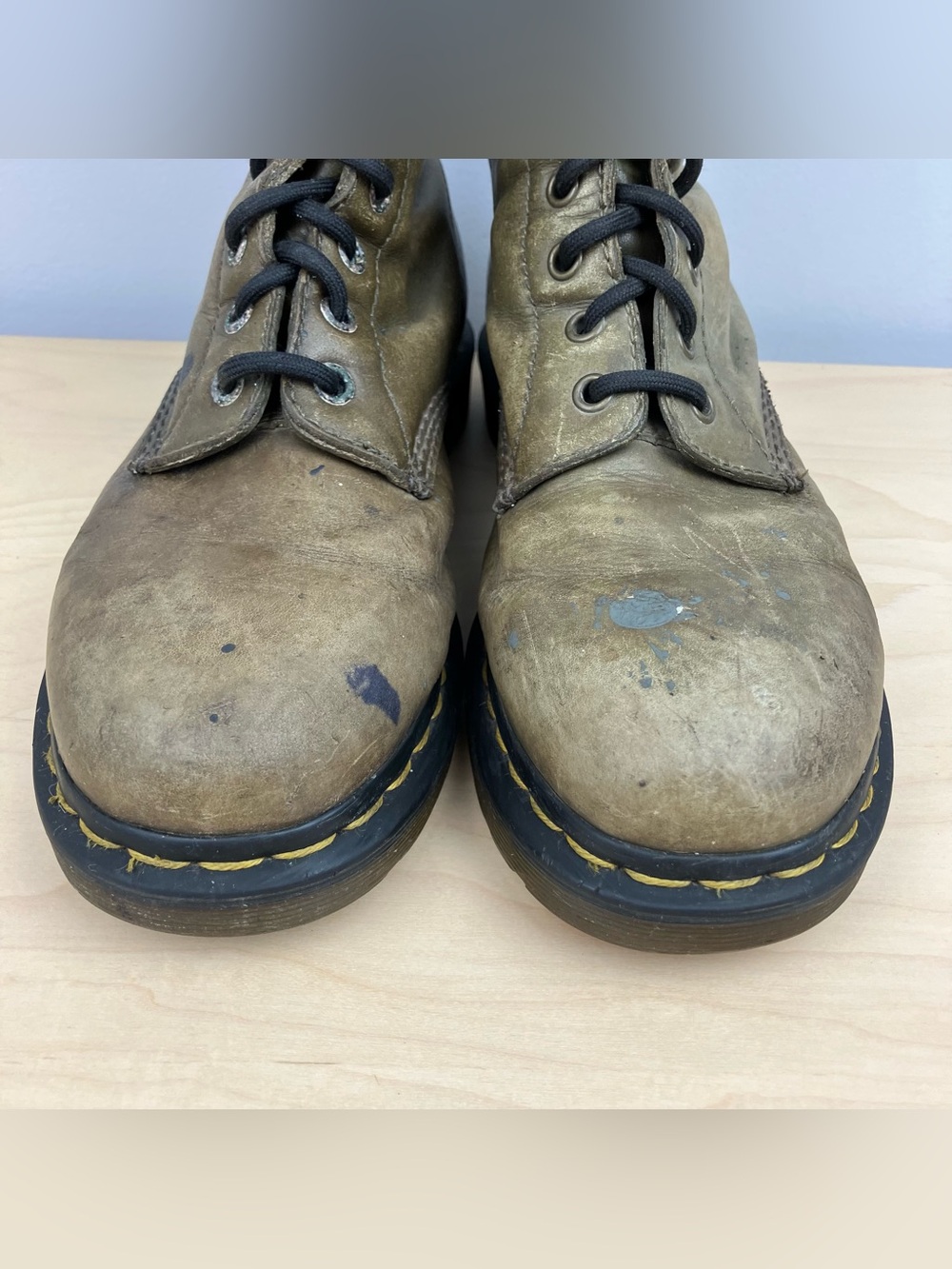Dr. Doc Martens Women’s Size 9 1460 Olive Green Leather Combat Boots Distressed - Picture 5 of 10